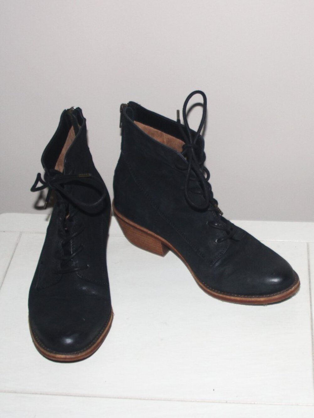 10a EC LADIES SOFFT ANKLE BOOTS - ZIPPER/LACES - BLACK 8